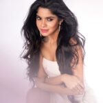 Divya Bharathi Instagram - It’s a vibe 🧚🏻‍♂️ Styling @styled_by_arundev Mua @shibin4865 Shot by @plan.b.actions @jibinartist Outfit @devraagh