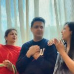 Divyanka Tripathi Instagram - Rakshabandhan pe paisa double! #Gundagardi #RakhiExtortion #RakhiScheme #RakhiScam #LakshmiChitfund 😂 #reelsRakshabandhan