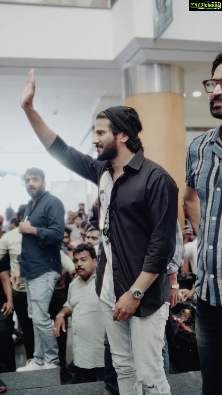 Dulquer Salmaan Instagram - Thank you for the love Vijayawada !!! Far more than I could have ever dreamed of !! 🎥 @sbk_shuhaib #SitaRamam @hanurpudi @mrunalthakur @rashmika_mandanna @sumanth_kumar @bhumika_chawla_t @vennelakish @sharma_murli @tharunbhascker #ChalasaniAswaniDutt @composer_vishal #PSVinod #KotagiriVenkateswaraRao @mrsheetalsharma @vyjayanthimovies @swapnacinema @dqswayfarerfilms @lyca_productions @swapnaduttchalasani @priyankacdutt @sonymusic_south @tsunilbabu @ali_thohts @prasanth_ank7 @shreyaas_krishna @madhankarky @ashwathbhatt @sillymonksnt @shreyasgroup @swiggyindia @paytmtickets @radiocityindia @geethagautham @anilandbhanu @ursvamsishekar @prasad_darling @mrinal96 @sheelapanicker026 @bendthespoonmarketing #SitaRamamFromAug5 #declassifiesonAUG5 #DulquerSalmaan #SitaRamamTelugu #SitaRamamTamil #SitaRamamMalayalam #SitaRamamMovie