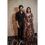 Dulquer Salmaan Instagram - The #SitaRamam success meet with the team and #Nagarjuna Sir as our chief guest ! So glad to be back together with everyone to celebrate the love you all have shown the film. Thanks to all of the Press & Media that attended ! Styled by @harmann_kaur_2.0 Outfit @soniyagoofficial @vandafashoinagency 📸 @sbk_shuhaib @hanurpudi @mrunalthakur @rashmika_mandanna @sumanth_kumar @bhumika_chawla_t @vennelakish @sharma_murli @tharunbhascker #ChalasaniAswaniDutt @composer_vishal #PSVinod #KotagiriVenkateswaraRao @mrsheetalsharma @vyjayanthimovies @swapnacinema @dqswayfarerfilms @lyca_productions @swapnaduttchalasani @priyankacdutt @sonymusic_south @tsunilbabu @ali_thohts @prasanth_ank7 @shreyaas_krishna @madhankarky @ashwathbhatt @sillymonksnt @shreyasgroup @swiggyindia @paytmtickets @radiocityindia @geethagautham @anilandbhanu @ursvamsishekar @prasad_darling @mrinal96 @sheelapanicker026 @bendthespoonmarketing #SitaRamamTelugu #SitaRamamTamil #SitaRamamMalayalam #SitaRamamMovie