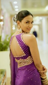Erica Fernandes Instagram - Never knew purple looked so good on me. 😄 Saree by @kavithaguttaofficial @spiffypublicrelations Jewellery by @anayah_jewellery Heels by @stoffastyle Outfit courtesy @shrushti_216 Hair by @rahul_sharma221 Shot by @jm_makeupandhair_official & team #reelitfeelit #fashion #indianwear