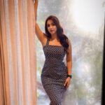 Eshanya Maheshwari Instagram - Album :- Very Recent 😉 Shot on iPhone 💁🏻‍♀️ by @portraitsbyvedant #photodump #random #moodshots #bts #esshanyamaheshwari #esshanya Bandra West