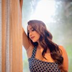 Eshanya Maheshwari Instagram - Album :- Very Recent 😉 Shot on iPhone 💁🏻‍♀️ by @portraitsbyvedant #photodump #random #moodshots #bts #esshanyamaheshwari #esshanya Bandra West