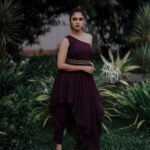 Gayathri Suresh Instagram – PC : @arif_ak_photography 
Costume: @diva_womensclothingstore 
Make Up : @_arya_jithins_makeover 
  @anjaly_josph 
Retouch : @robins_media 
Location : @nihararesorts