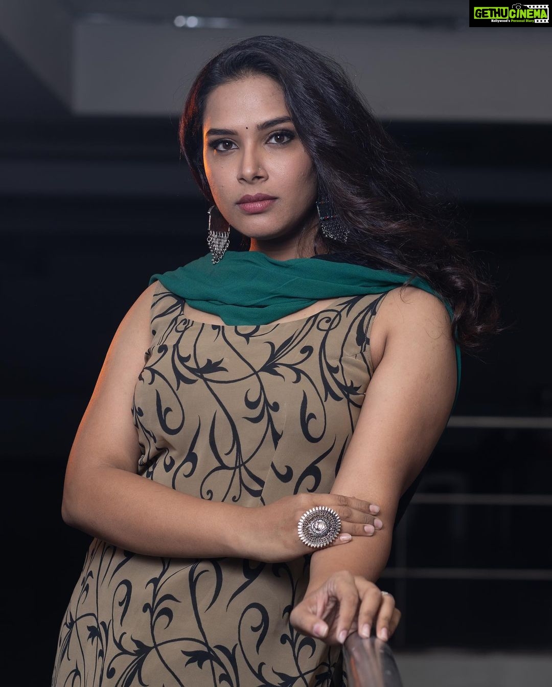 Hari Teja Instagram - Biggboss. This house has a lot of memories. It feels so fresh and nostalgic at the same time when I saw the house… Can’t wait to meet you all again in the house tonight… stay tuned ☺️. Outfit: @gaurinaidu PC: @whoisindrasena ❤️