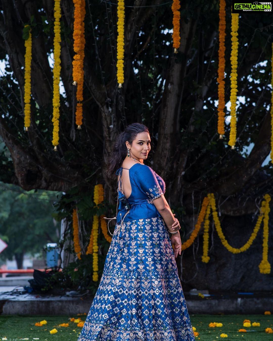 Hari Teja Instagram - Styled by : @impriyankasahajananda Outfit: @srikrishnasilk Blouse: @indie_vastralay Jewellery: @shubampearls PC : @whoisindrasena 💙