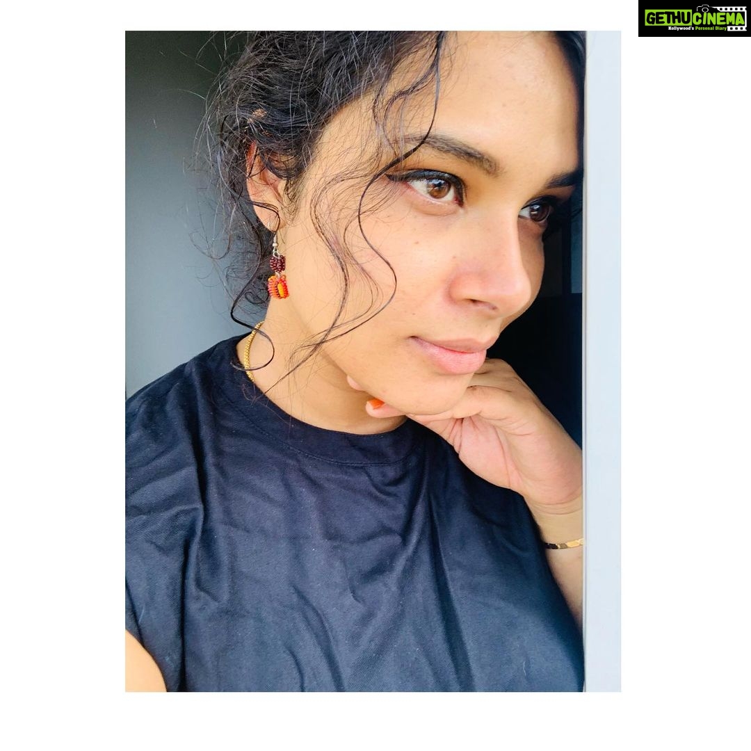 Hari Teja Instagram - Listen to silence .. it has so much to say ❤️