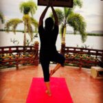 Hari Teja Instagram - Yoga is not a workout it is work in ! And this is a point of spiritual practice to make us teachable to open up our hearts and focus our awareness.. so that we can know what we already know..and be who we already are ...🧘🏻‍♂️