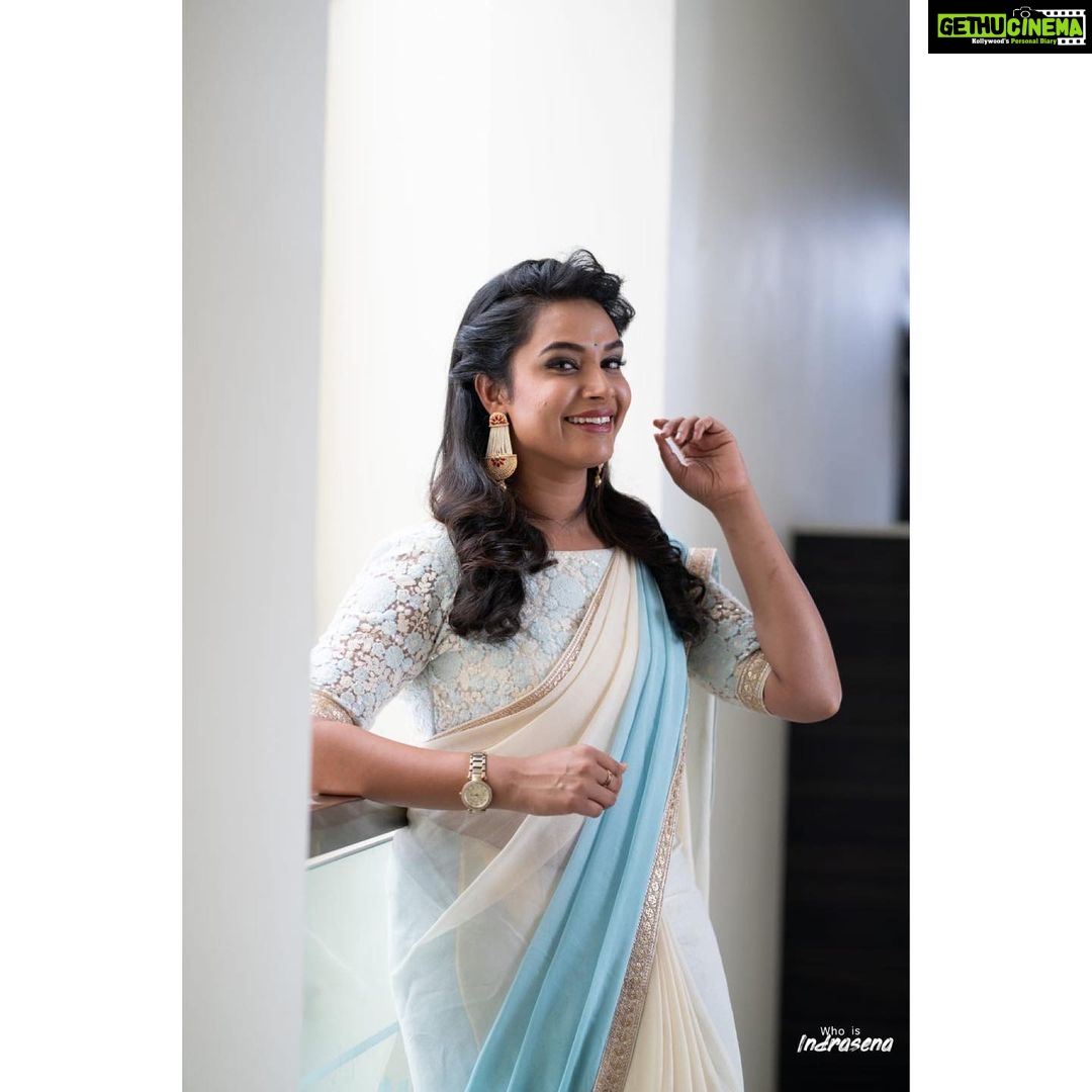 Hari Teja Instagram - Wearing @riya_designing_botique beautiful saree for an event in Hyderabad🥰❤️ Jewellery: @moksha_designer_accessories ❤️ PC: @whoisindrasena ❤️ makeup & hair : @fairies_and_brides ❤️