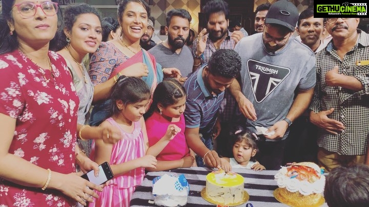 Hari Teja Instagram - Miss u nityamma 🥰 Ma inti gruhapravesham ❤️ @nithya_hari