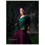 Hari Teja Instagram - Emo abbbaaa ennni dress lu unnnaaa Langa Voni antene nakishtammmm...🥰 @gaurinaidu @whoisindrasena @fairies_and_brides