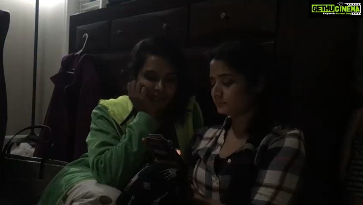Hari Teja Instagram - Aaa rojulllooooo mariiiii......❤️❤️❤️❤️ ne birthday sandharbhamgaaaaaa e video🥳🥳🥳🥳🥳🥳 @ananyasreepathi 😘😘 Happy birthday ❤️