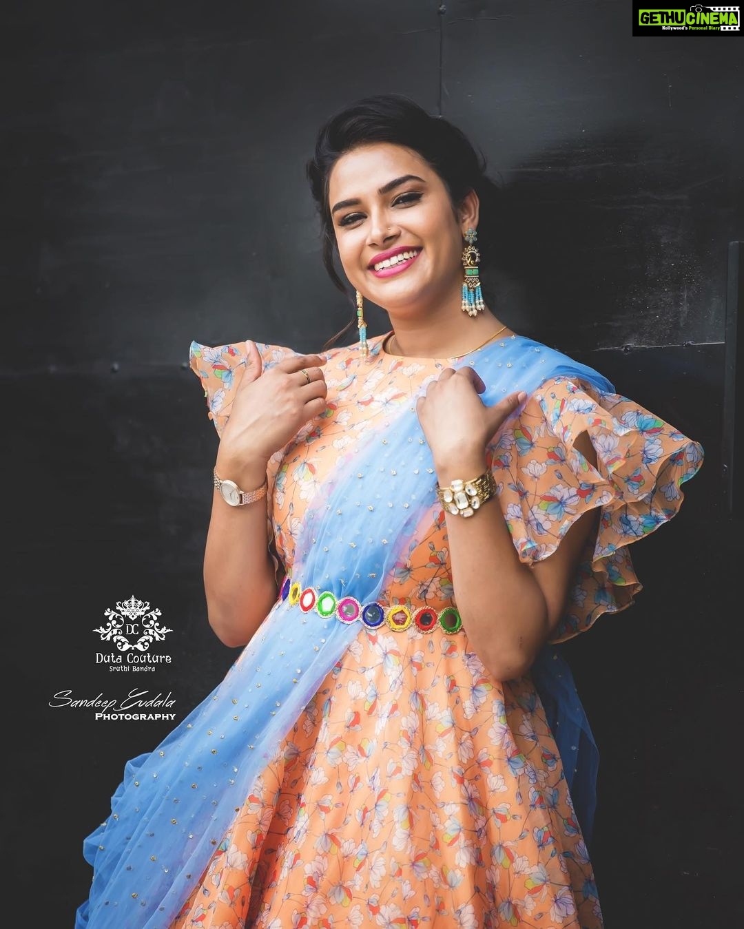 Hari Teja Instagram - @duta_couture @shaburis @sandeepgudalaphotography ❤️