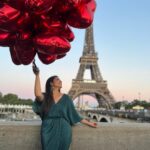 Hari Teja Instagram – Love is in the air … Love is everywhere…❤️ Paris.. U have my heart …  Take me back to Paris …❤️ #love #paris #memories #forever #ɪɴsᴛᴀʟᴏᴠᴇ #vacationmode ❤️