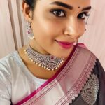 Hari Teja Instagram - Loved the choker🥰 Thank u so much @shaburis ❤️❤️❤️❤️