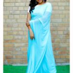 Hari Teja Instagram - For Today’s super singer ...❤️❤️ 90s 80s paaatalathoooo..😀 Enjoy ..😍 don’t miss it😌😌 Outfit: @madhurasdesignerstudio PC: @apicbyvenky 😀