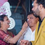 Hari Teja Instagram - It was all about laughs … love.. happiness .. hugs and full of blessings … as our little flower turned one❤️ Pc: @relivevisuals @whoisindrasena ❤️ Decoration: @occasionsbysudhadatla ❤️