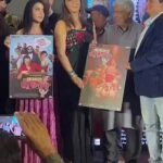 Isha Koppikar Instagram – Love you loktantra trailer and poster launch.
#newmovie #releasingsoon #loveyouloktantra #ishakoppikar #launch #bollywood #movie Mumbai, Maharashtra