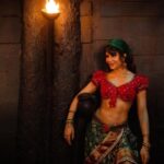 Jacqueline Fernandez Instagram - Had a blast shooting my first ever Kannada song and Seeing you all grooving to it in theatres made us so happy !!! It was a pleasure working with you @kichchasudeepa ✨❤️ Special thanks to @alwaysjani and crew for their immense dedication and hardwork for this ! Rakkamma is forever grateful for your love, Here is how we created this blockbuster number ! #RaRaRakkammaVlog Out Now ! LINK IN MY BIO💃🏻