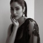 Janhvi Kapoor Instagram - #Jerry ko itne pyaar se apnane ke liye thank you 🖤