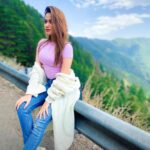 Jannat Zubair Rahmani Instagram - But stay with me a minute I swear I’ll make it worth it🤍💗 Green valley, shimla, H.P