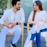 Jannat Zubair Rahmani Instagram - Aaj Sajeya 🤍 @mr_faisu_07 @alayaf #AajSajeya #SneakerSong