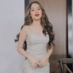 Jannat Zubair Rahmani Instagram - Main toh bhool gayi duniya ka pata ❤️🌎