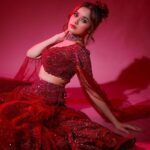 Jannat Zubair Rahmani Instagram - Par tere aage kuch bhi nahi sab khaakh baraabar ✨ 📸 @smileplease_25