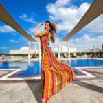 Jannat Zubair Rahmani Instagram - Hi Dubai ✨ . . . Styled by @styledbysujata Look @mymebyshubhraandishaanee @jewelsgalaxy