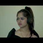 Jannat Zubair Rahmani Instagram - LOCKDOWN FUN Nothing beats listening music 🎧 this lockdown, so girls & boys, ladies & gentlemen here is your fun 🥳, post a pic/video with your fav headphones 🎧 or speaker 🔊 , tag #ubon #ubonofficial, & u might get to win a ubon ANC headphones from @ubon_official. 😎 Total 10 headphones are waiting their lucky winners, 🚀 💡 winners will be announced on 1st May, their gifts will be dispatched after lockdown 🤟😇 P.S- THIS IS AN OLD VIDEO. JANUARY 2020