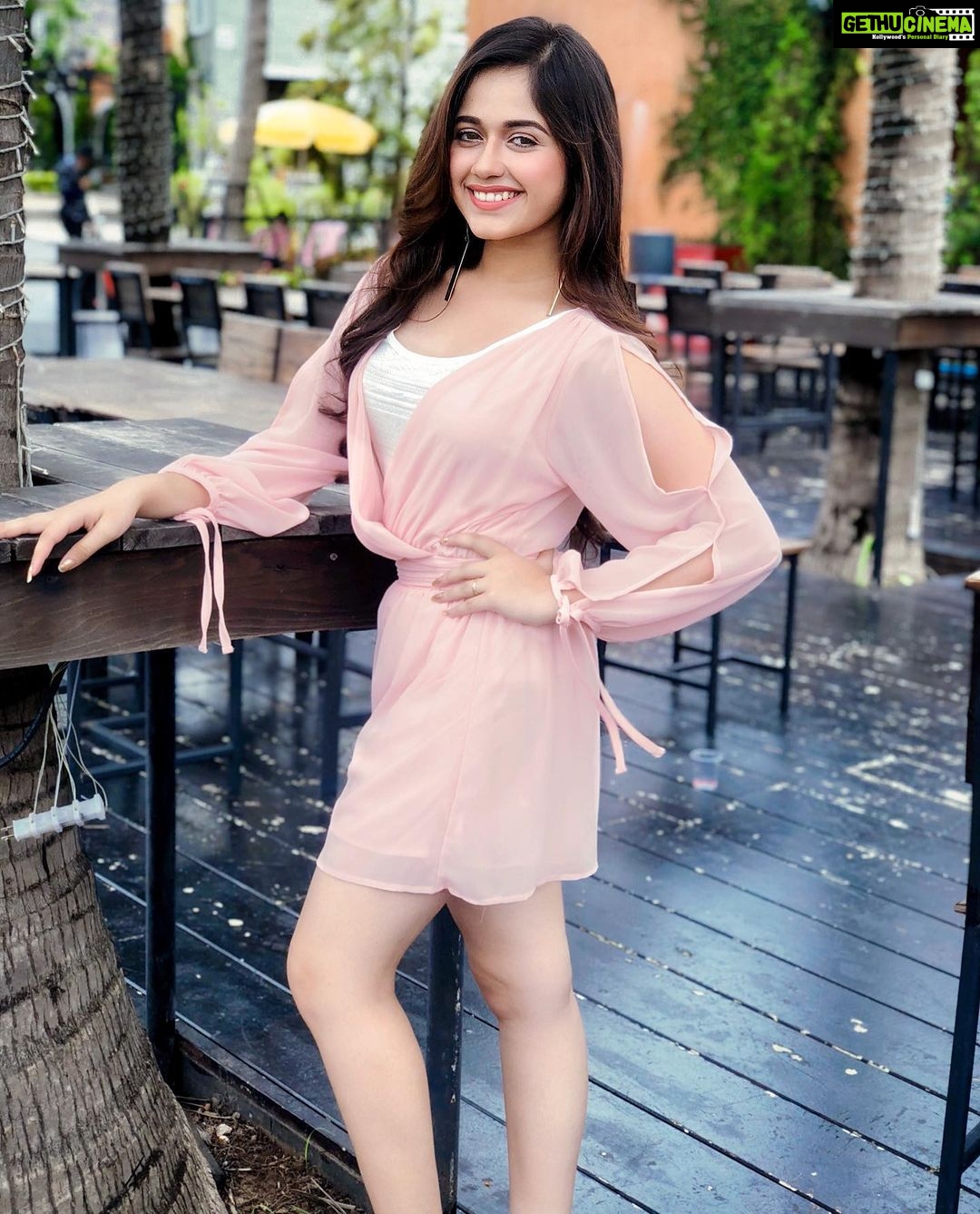 Jannat Zubair Rahmani Instagram - P.I.N.K 💝 #throwback #2019