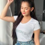 Jannat Zubair Rahmani Instagram - #throwback coz can’t go out and take pictures anymore!🥺