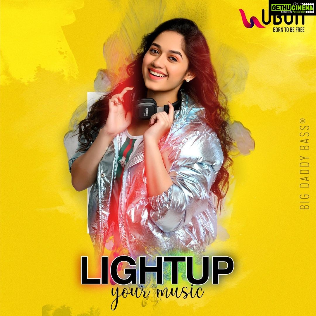 Jannat Zubair Rahmani Instagram - Super happy to announce my association as brand Ambassador for Brand UBON. Be ready for some out of world tech from our association @ubon_official #Ubon #Bigdaddybass #Borntobefree #brandambassador