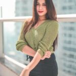 Jannat Zubair Rahmani Instagram - Nazron se nazrein mili toh, Jannat si meheki fizaein ♥️ 📸 @jvfilms_
