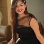 Jannat Zubair Rahmani Instagram - 🖤🖤🖤 styling - @stylebyavani