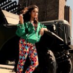 Jannat Zubair Rahmani Instagram - LaLaLa LaLaLa Shooting for?🤫 Song announcement post soon! 📸- @mr_faisu_07 Mother Armenia