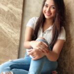Jannat Zubair Rahmani Instagram - Can’t wait for 29th August! Not only because it’s my birthday but because Ishq Farzi my first song as a singer is coming out on @zeemusiccompany ❤️ Want all your loveeeee 📸 @ayaanzubair_12