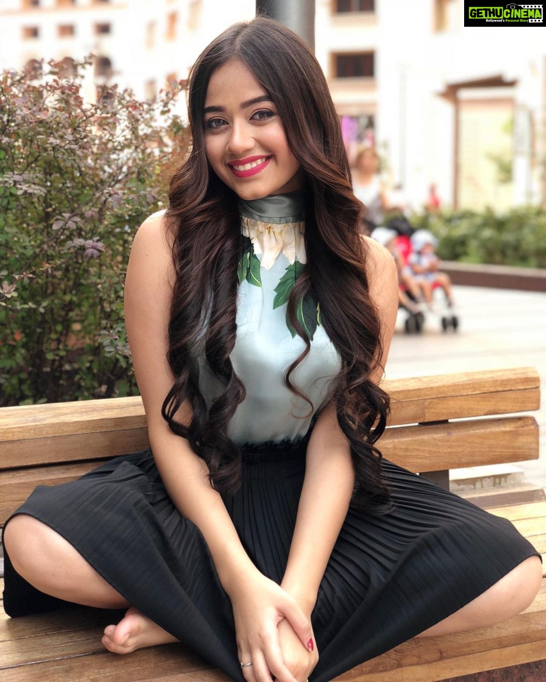 Jannat Zubair can't contain her happiness for THIS reason; check out