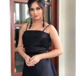 Jannat Zubair Rahmani Instagram - Yesterday was a blastttttt 🙈 Thank youuuu for everything Outfit by - @palaklalwaniofficial Styled by - @shrishtimunka Jewellery by - @the_jewel_gallery 📸 @zubairrahmani09 Lucknow, Uttar Pradesh