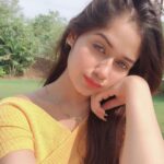 Jannat Zubair Rahmani Instagram - 🌼🌼 Outfit by - @periwinkley_shop Styled by - @shrishtimunka Somewhere On Earth