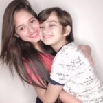 Jannat Zubair Rahmani Instagram - Mera bhai tuuuu uuuuu meri jaaaaan haiiii😘