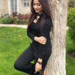 Jannat Zubair Rahmani Instagram - Omgggggg 5 Million 🔥 1M+ followers in less than a month 🙆🏼‍♀️😭 You all are a blessing to me!❤️ Thanks a ton!! P.S- I will always try and make you all proud! Yerevan, Armenia