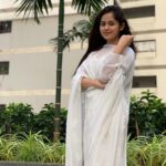 Jannat Zubair Rahmani Instagram - जो होवे तू उदास मुझे देखे हंस ले🌈 #4.6Million #happiness #thankyou #myfam #bestfam