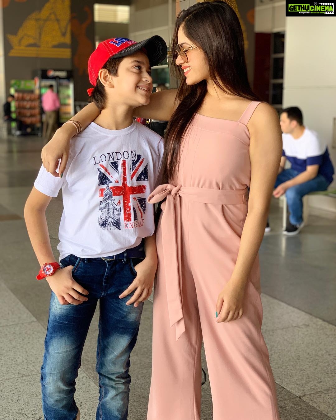 Jannat Zubair Rahmani Instagram - Loveeeee❤️ Delhi, India