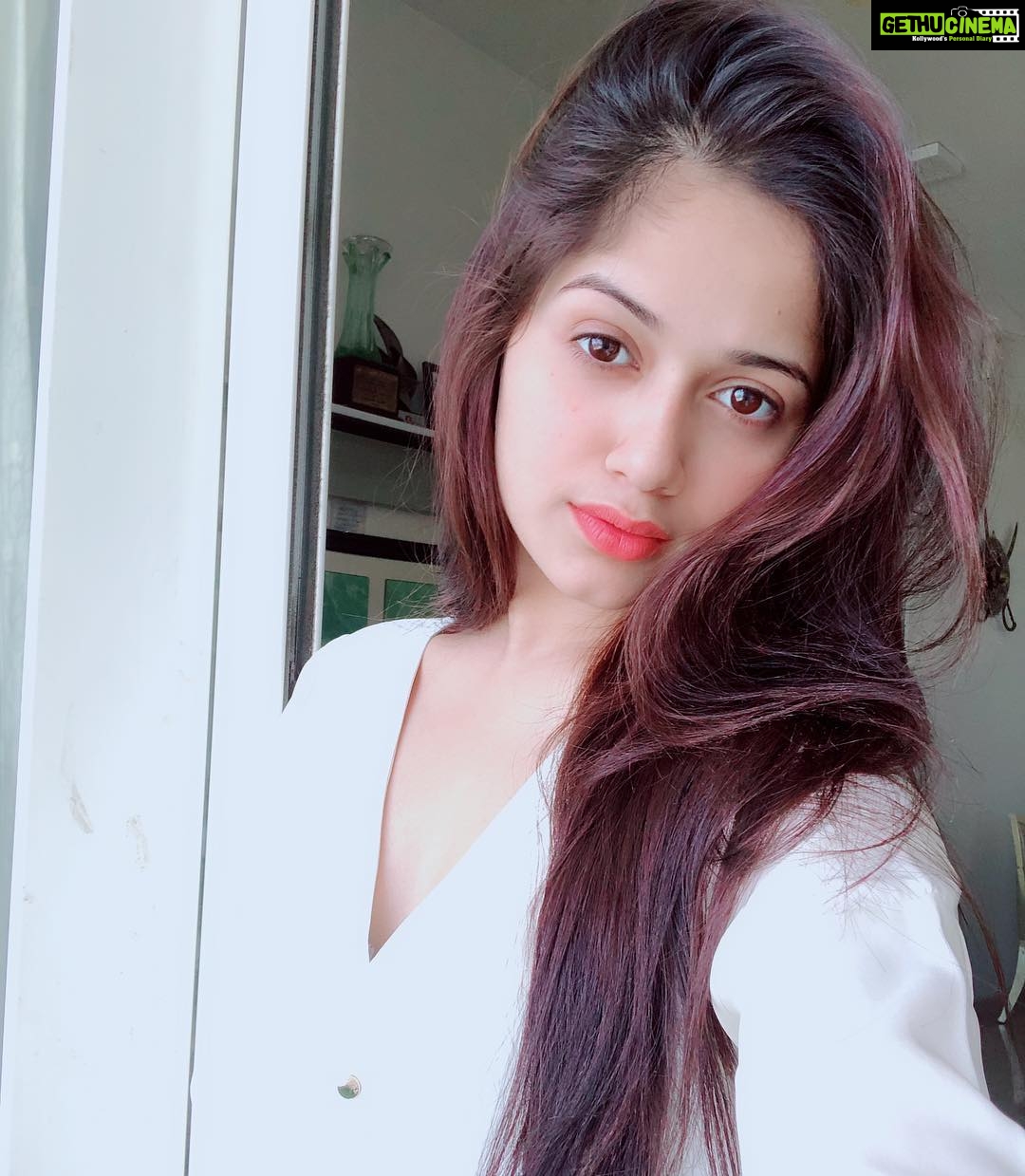 Jannat Zubair Rahmani Instagram - Not so fresh morning!🍳