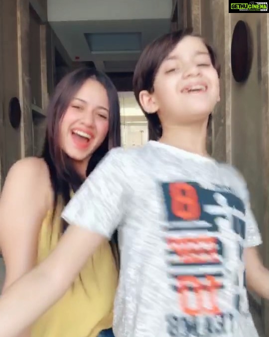 Jannat Zubair Rahmani Instagram - Posting this coz this video is not visible to most of the people:(( Actually there are more videos which you guys can’t see so I’ll post em ;)