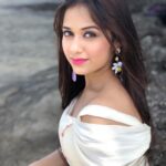 Jannat Zubair Rahmani Instagram - ‘’No struggle can ever succeed without women participating side by side with men. There are two powers in the world; one is the sword and the other is the pen. There is the third power stronger than both, that of women.’’ Happy Our Day!