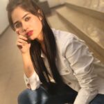 Jannat Zubair Rahmani Instagram - Download the 'Jannat Zubair Rahmani official' app Link in my bio 📸 @ayaanzubair_12