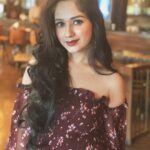 Jannat Zubair Rahmani Instagram - Main taa tere naal hi rehna ji🌈