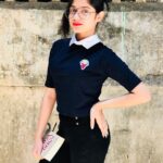 Jannat Zubair Rahmani Instagram - With freedom,📚,🥀 and the 🌕 Who could not be happy?